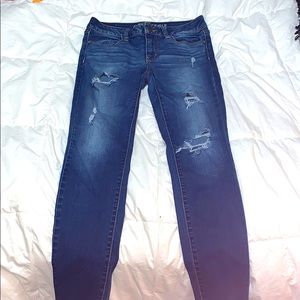 American eagle jeans size 8 with holes